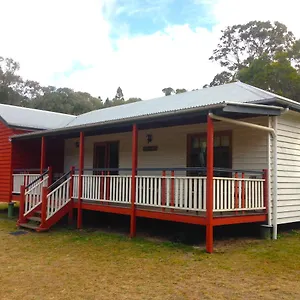 neds-cabin.queenslandhotels.net/