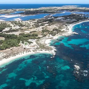  Lodge Karma Rottnest